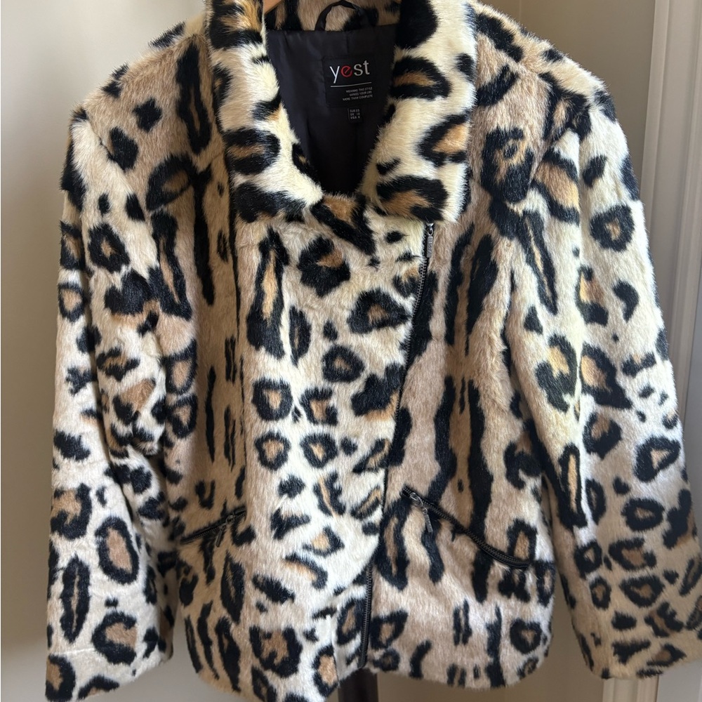 Women's Animal Print Teddy Jacket